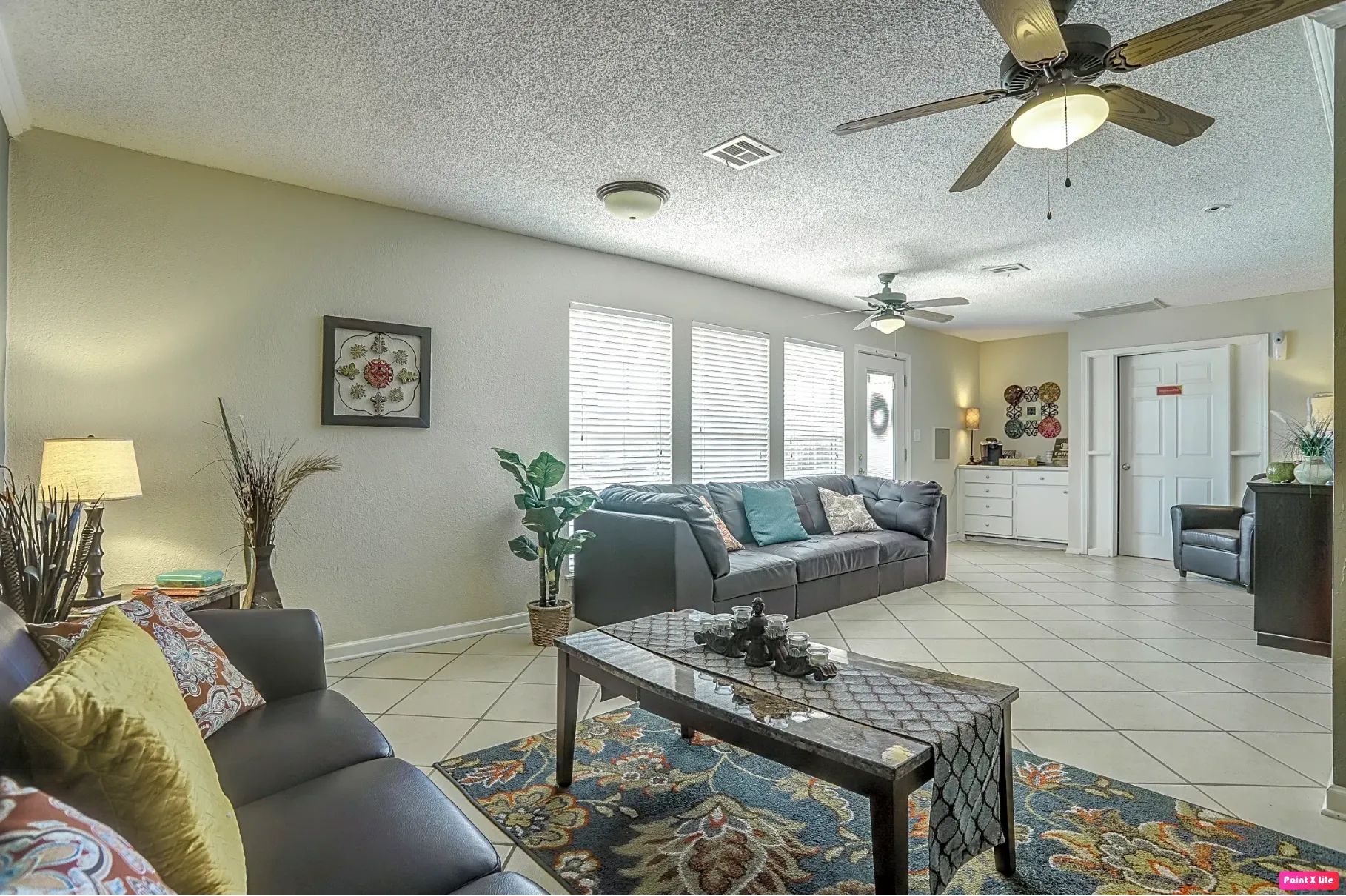 Pine Terrace Apartments - Image 4