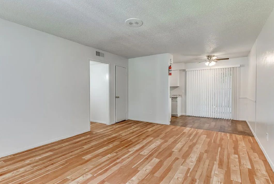 The Pines Apartments - Image 4