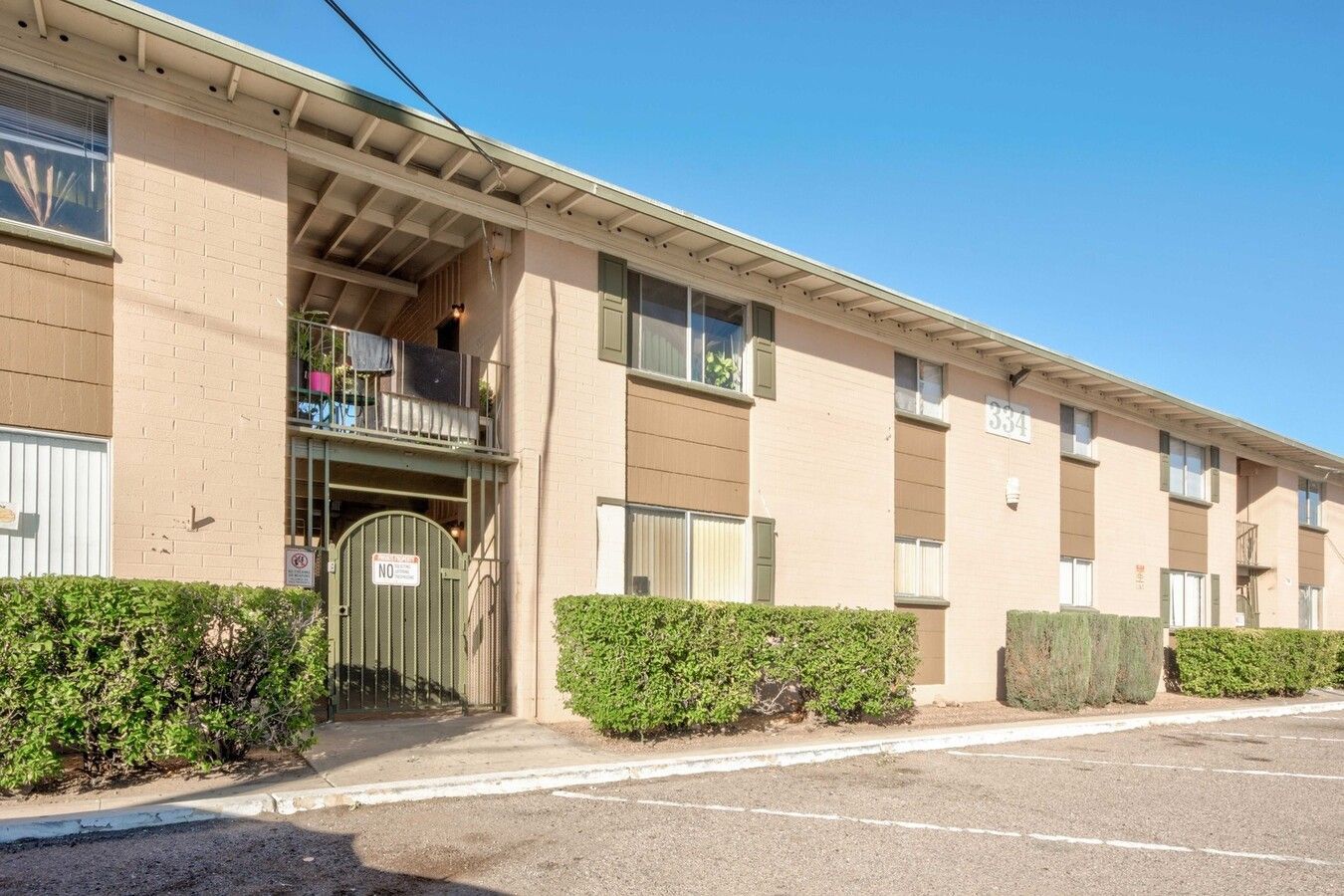 Apex Apartments   - Image 1