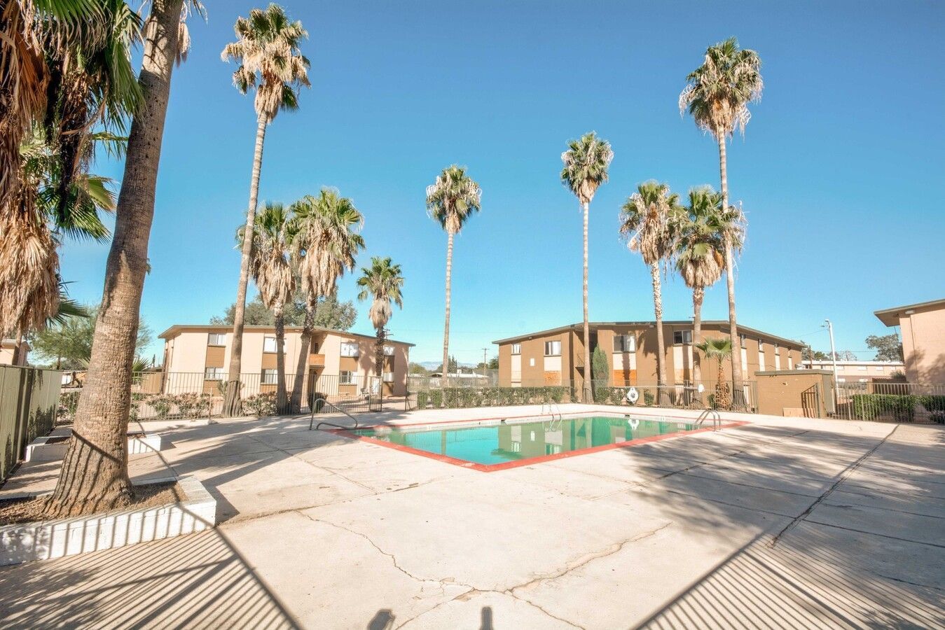 Apex Apartments   - Image 5