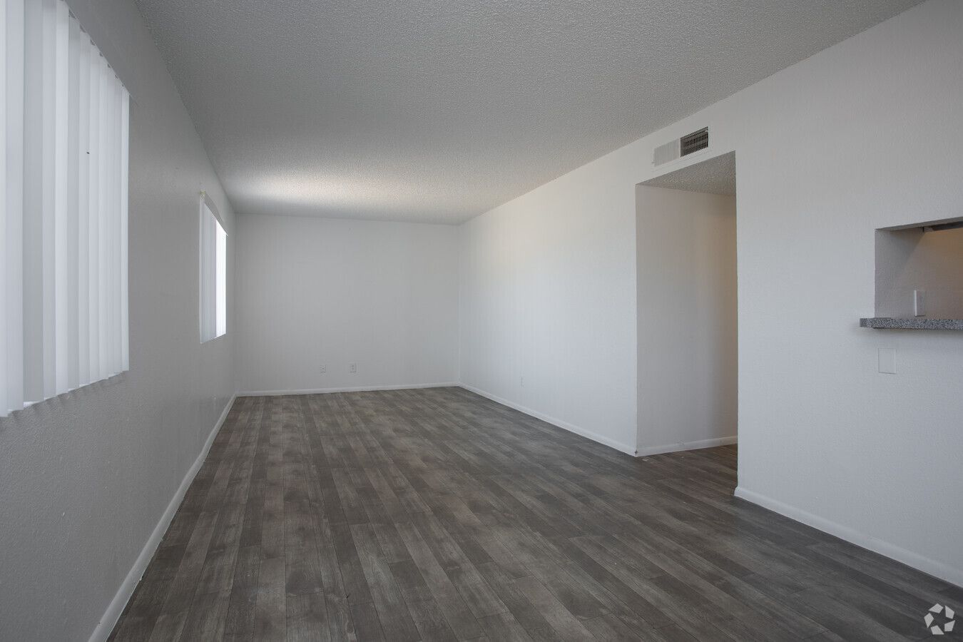 Mountain Lakes Apartments - Image 6