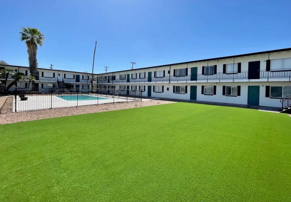 The Onyx Apartments - Image 4