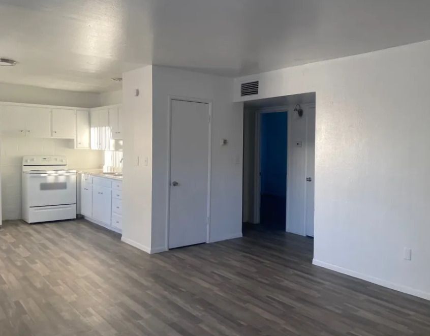 The Onyx Apartments - Image 5