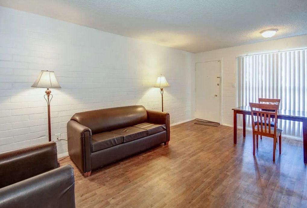 The Retro Apartments   - Image 6