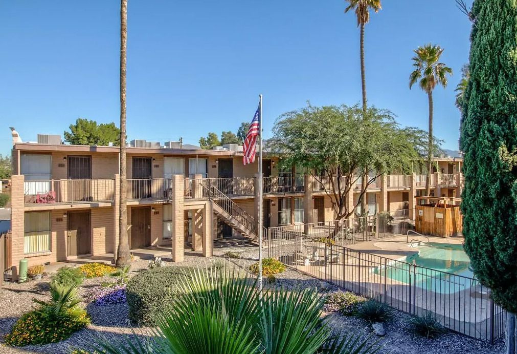 Vista Hermosa Apartments - Image 2