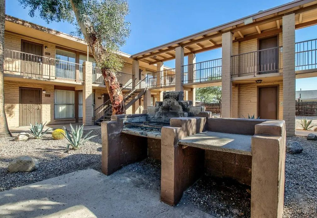 Vista Hermosa Apartments - Image 5