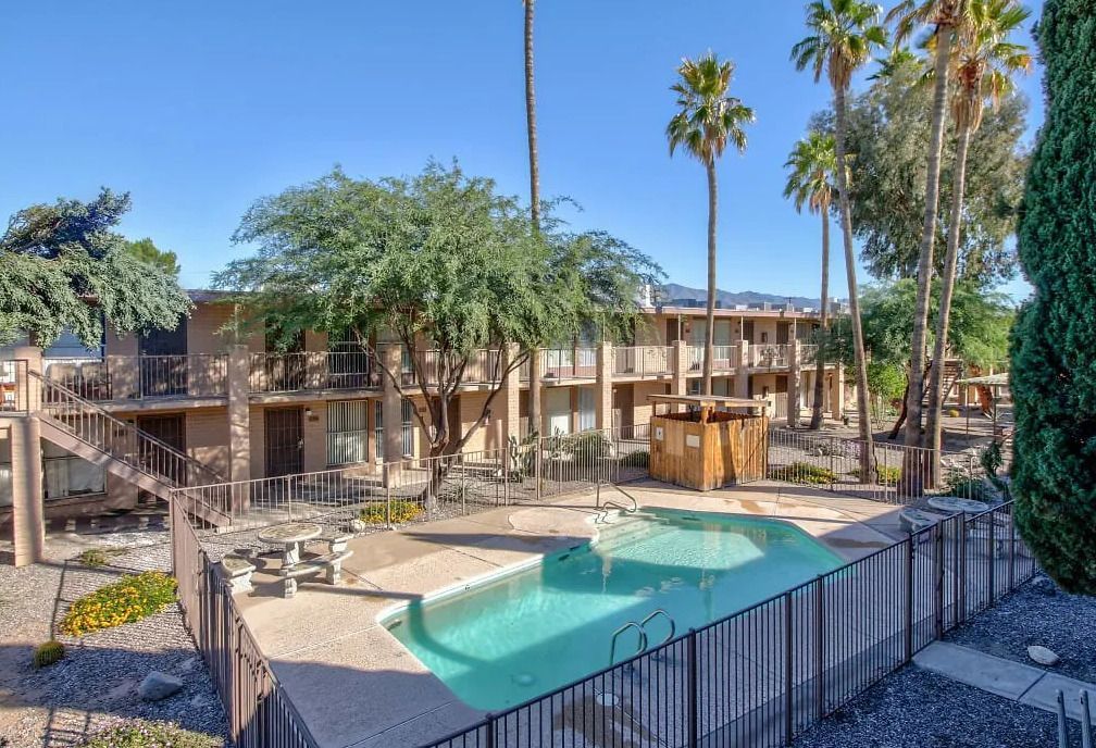 Vista Hermosa Apartments - Image 10