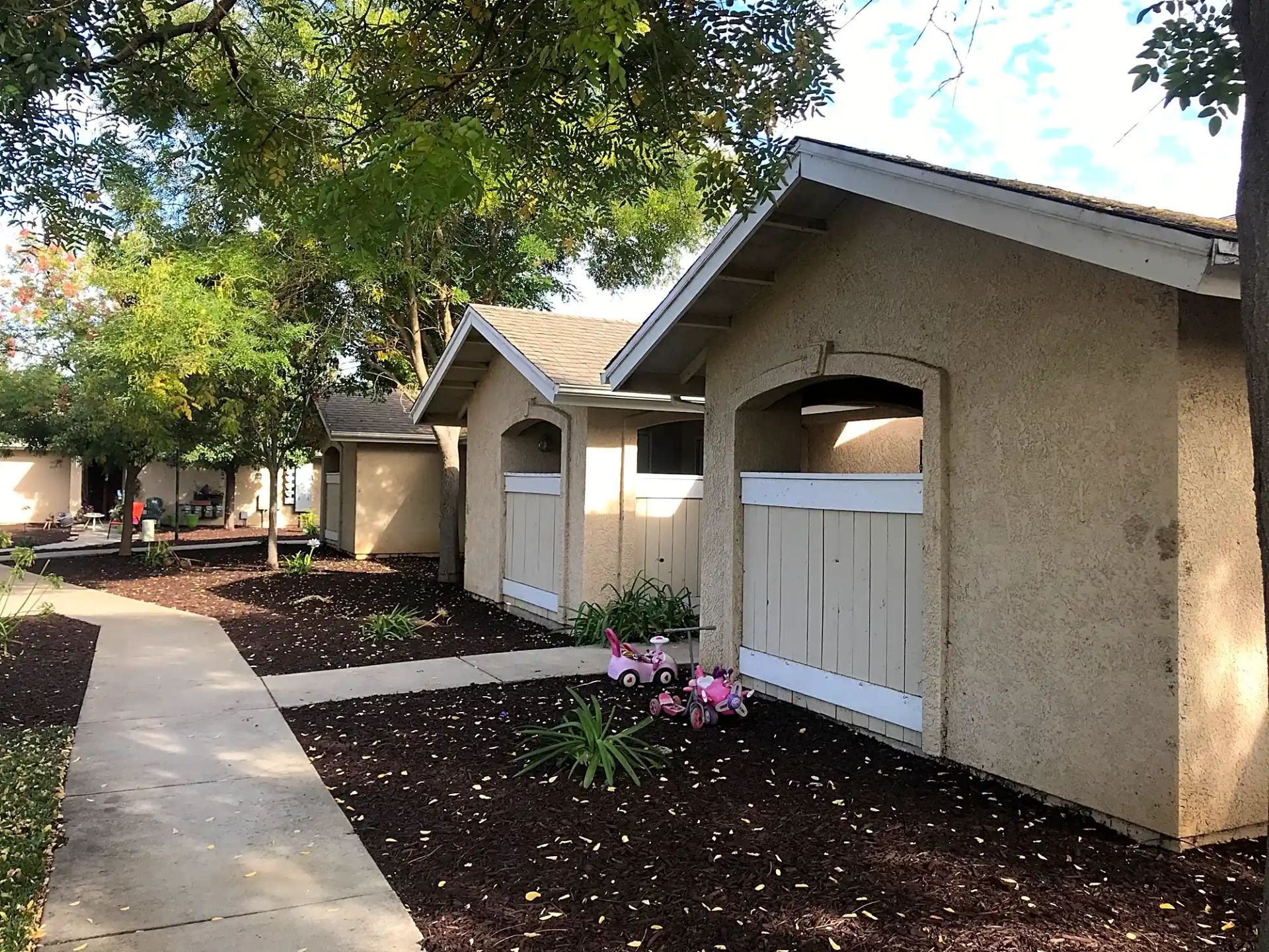 Hudson Bay - Image 7