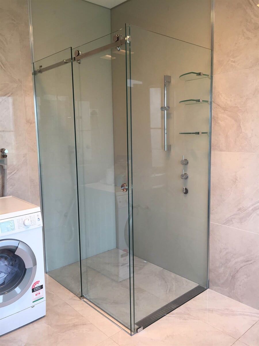 Bathroom With Tiled Wall And Floor — Splashbacks in Cessnock, NSW