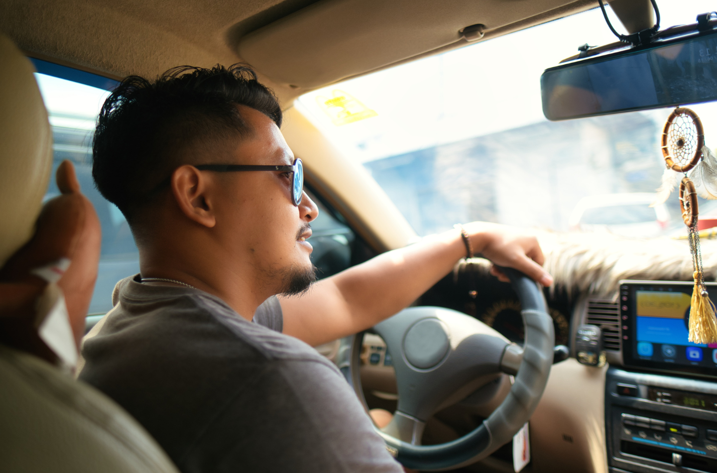 久坐腰痠背痛、腰痠背痛改善、中年運動習慣、久坐族運動、容易疲累、健身房入門、工作久坐的人怎麼開始運動、陪伴建立運動習慣、51歲開始運動