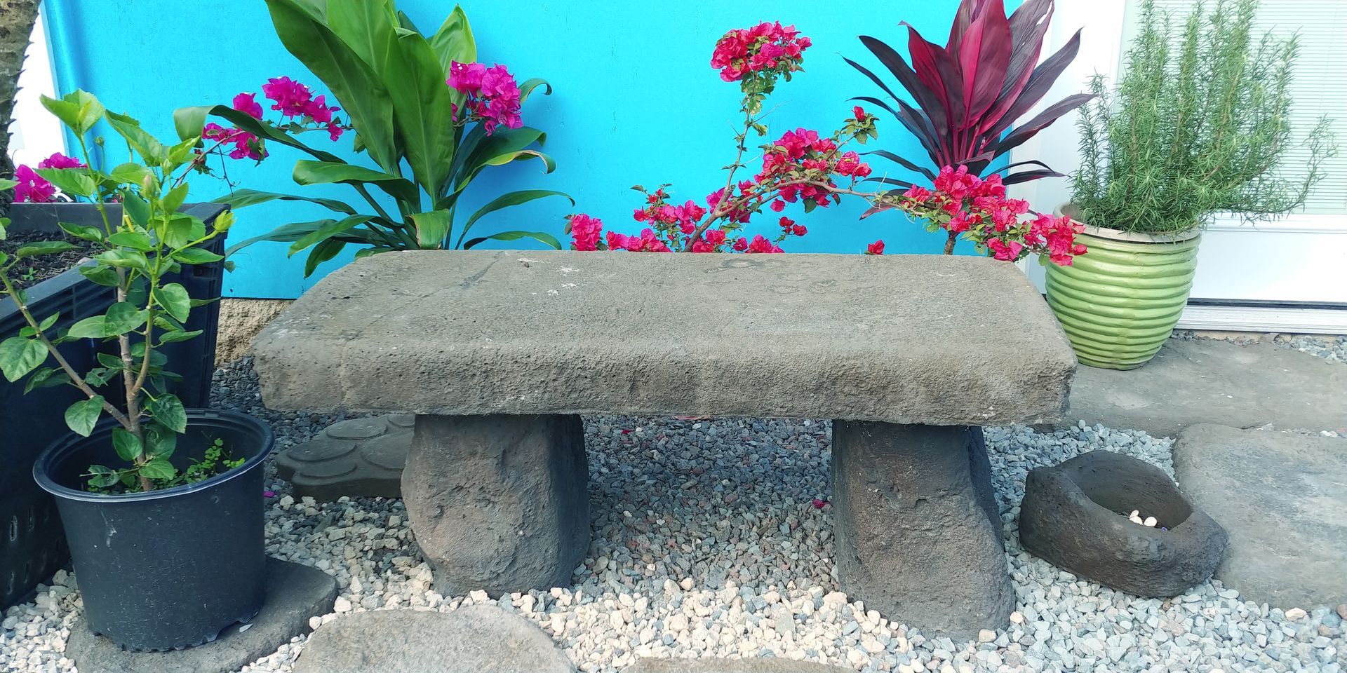 Benches & Tables — Waimanalo, HI — Big Rock Garden