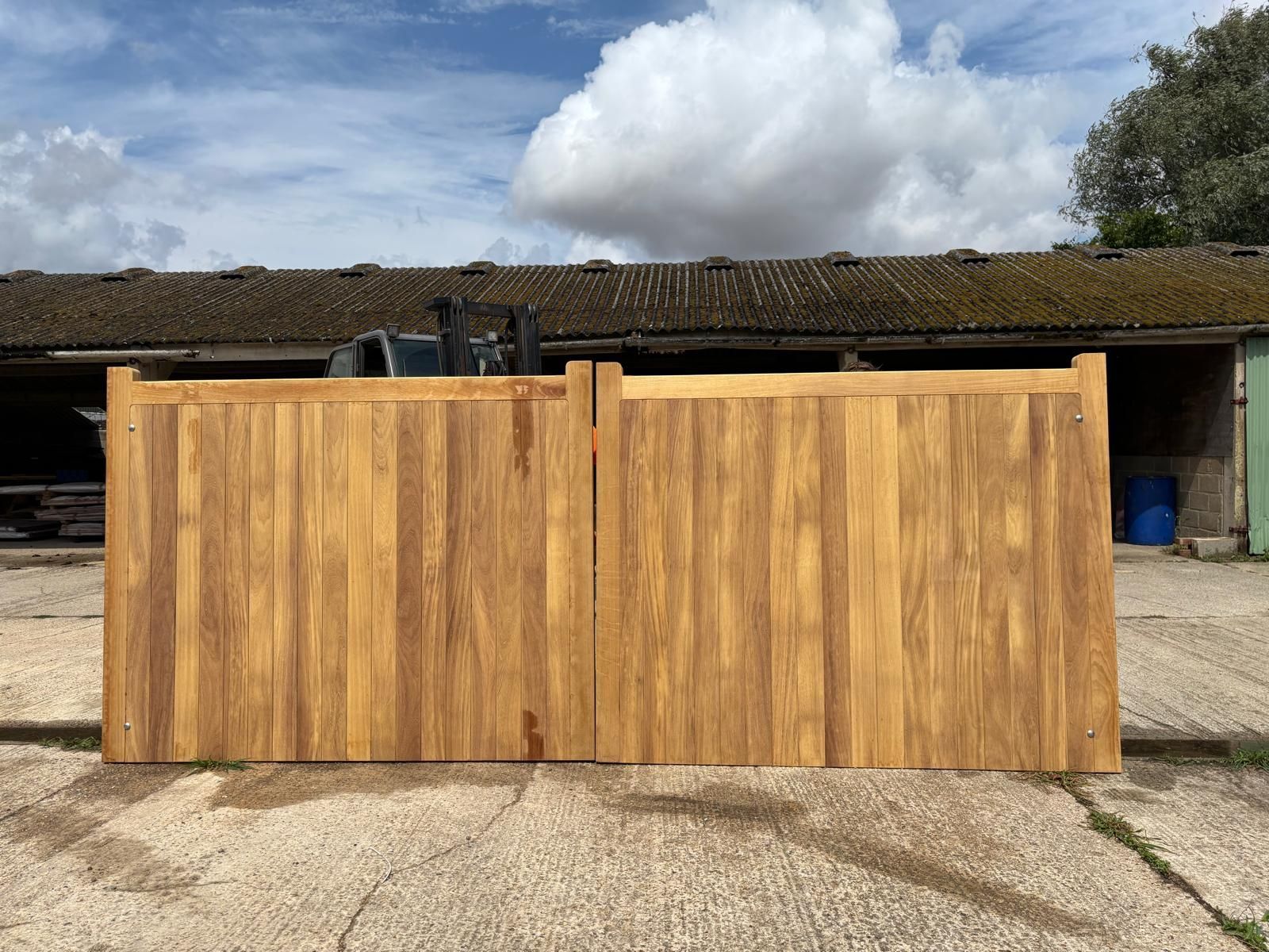 Gate Reference: BG156 