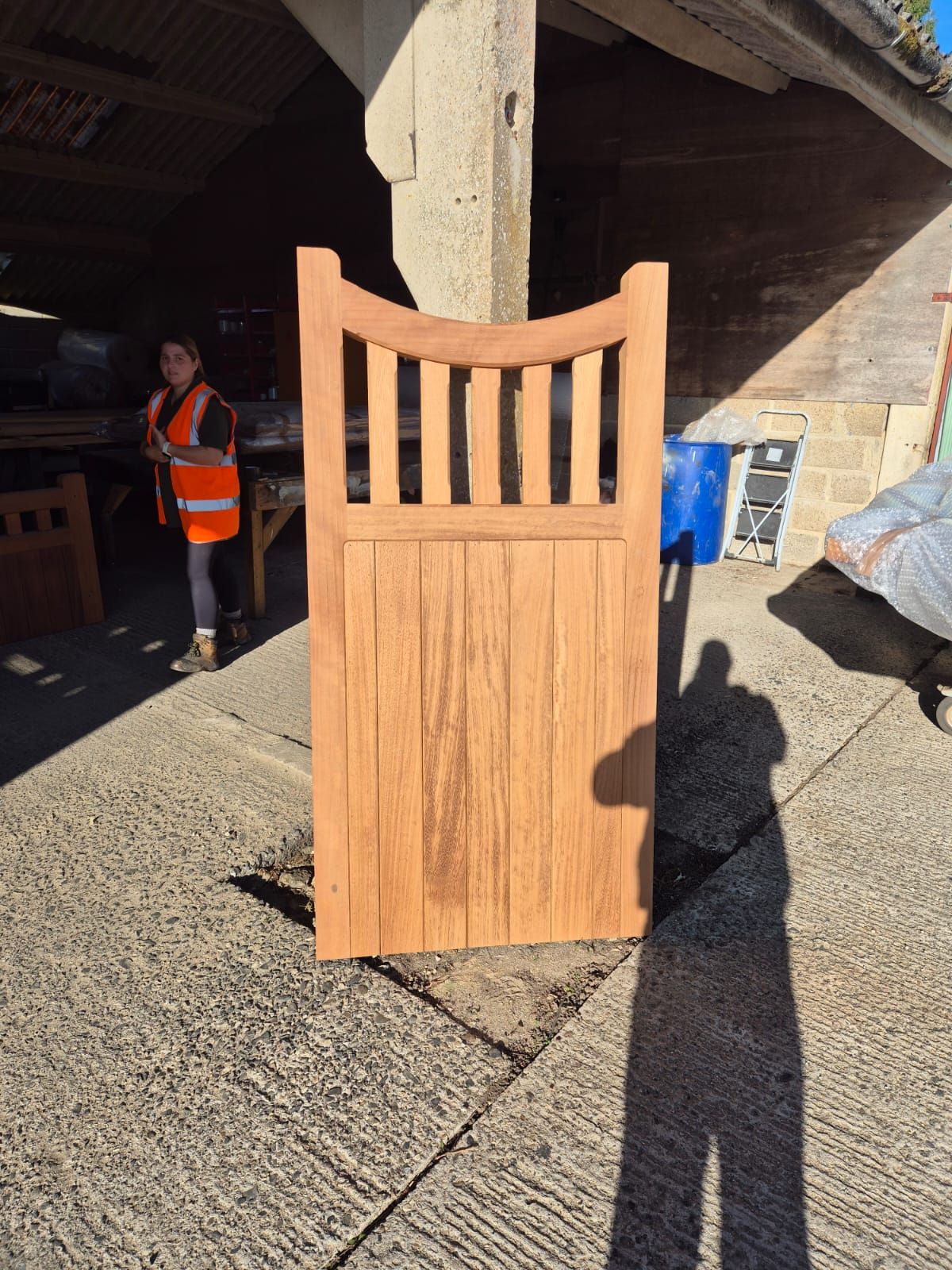 Gate Reference: BG156 