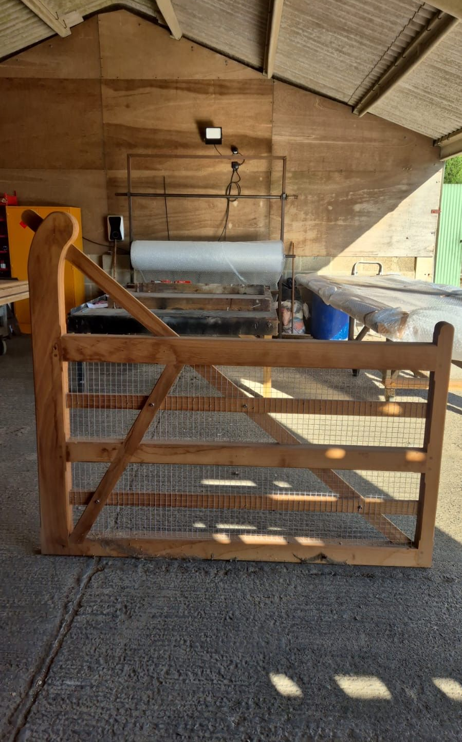 Gate Reference: BG156 