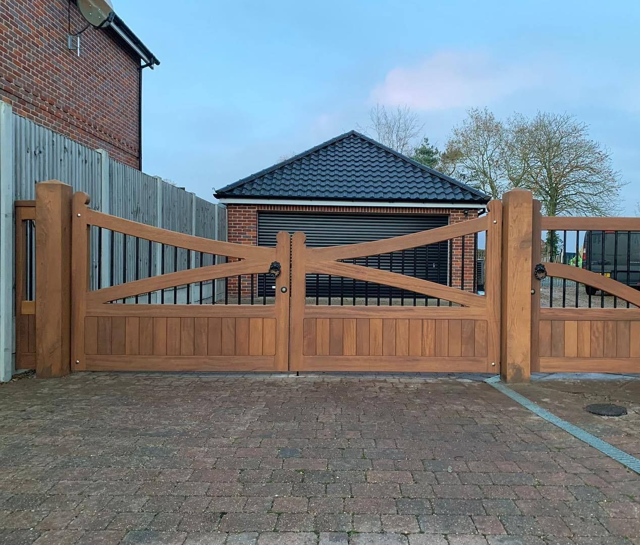 Bespoke Gates 8