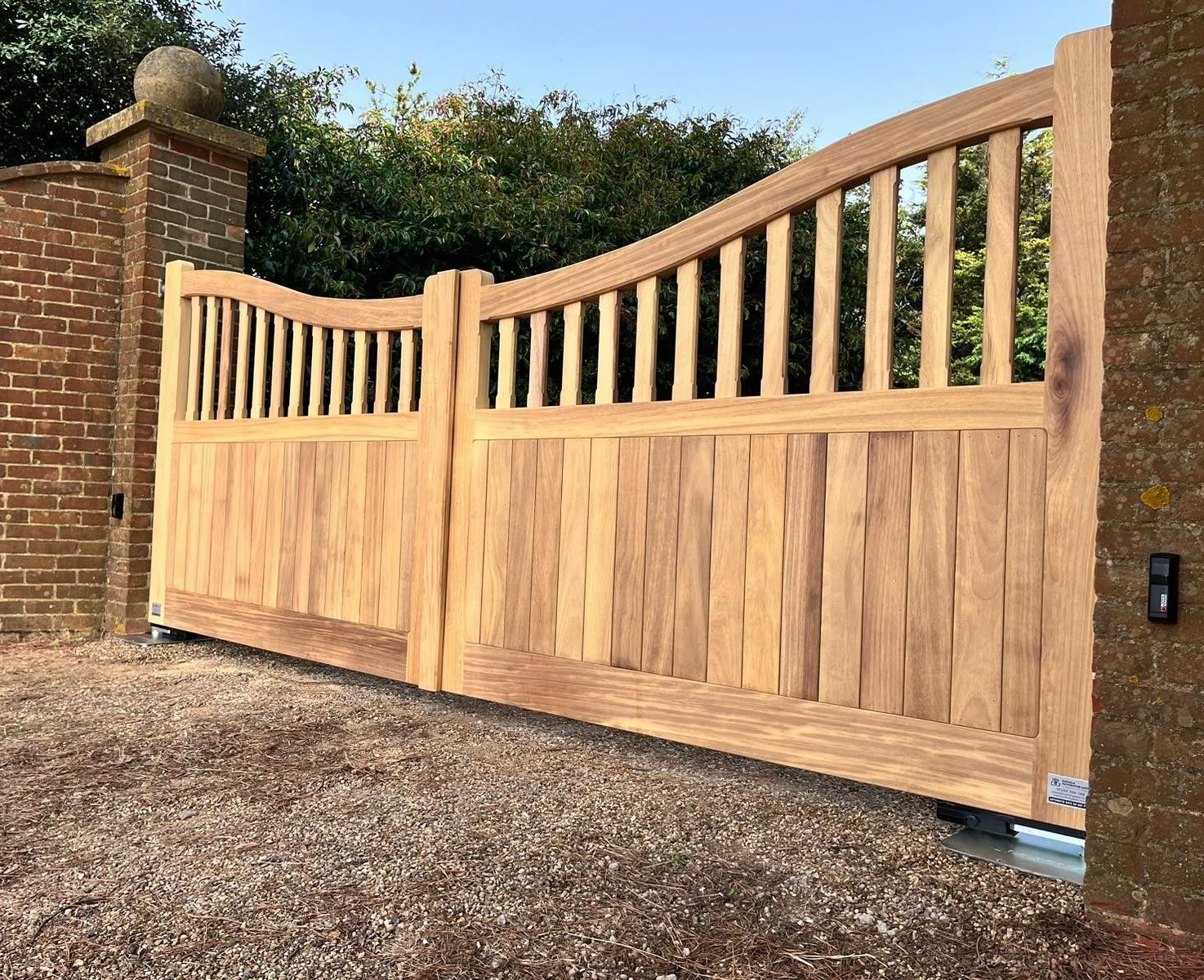 St.Edmundsbury gate range