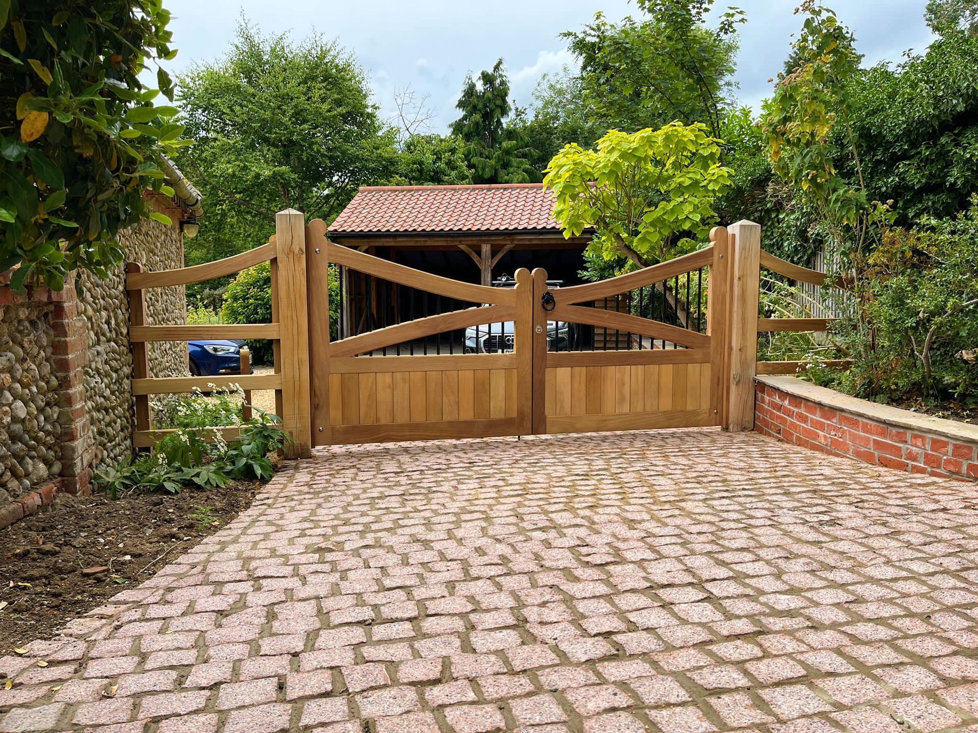Bespoke Gates 1