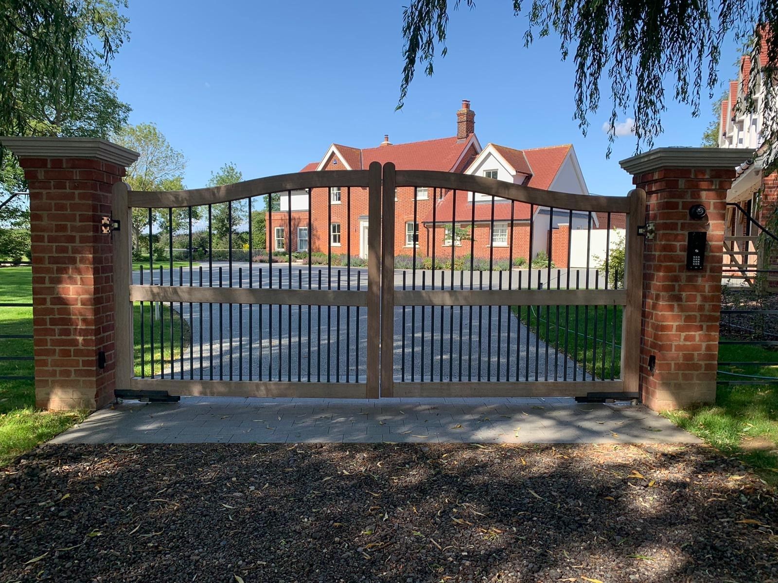 Bespoke Gates 11