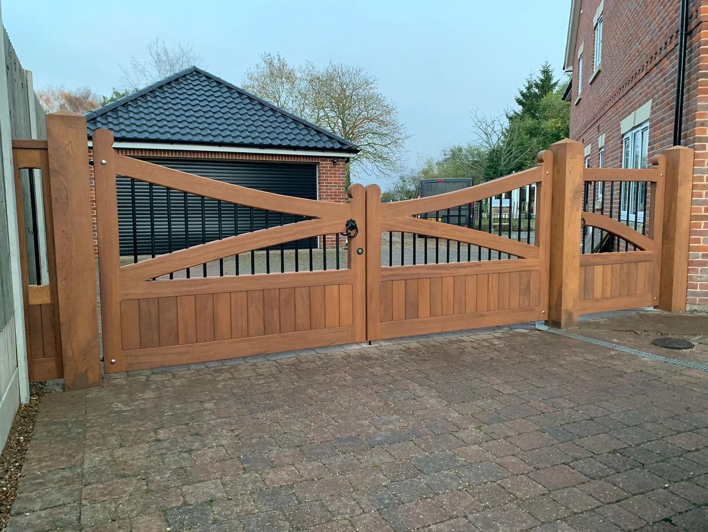 Bespoke Gates 18