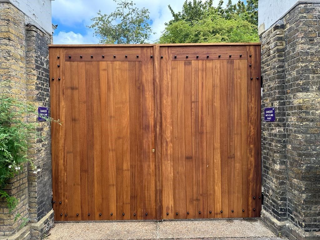 Bespoke Gates 22