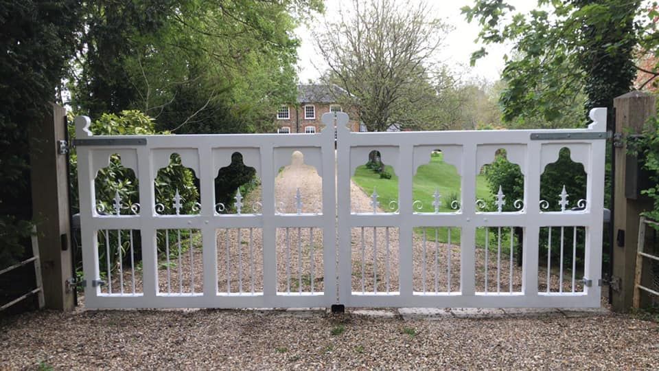 Bespoke Gates 32