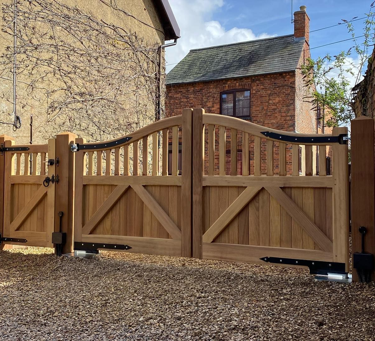 Newmarket Gate Range 15