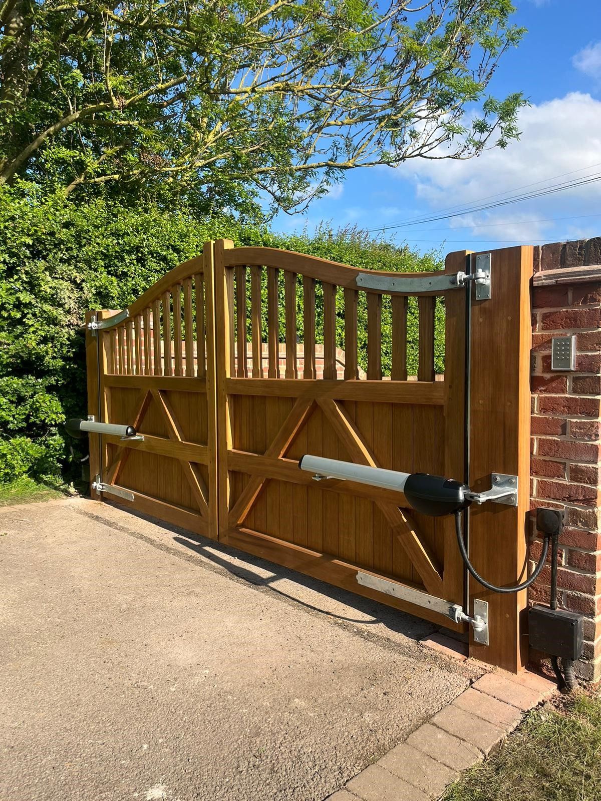 Newmarket Gate Range 8