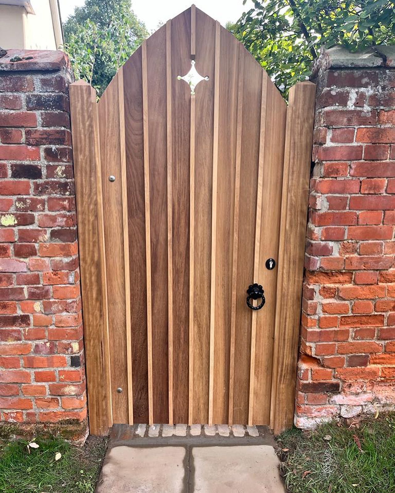 Pedestrian And Hand Gates Range 16