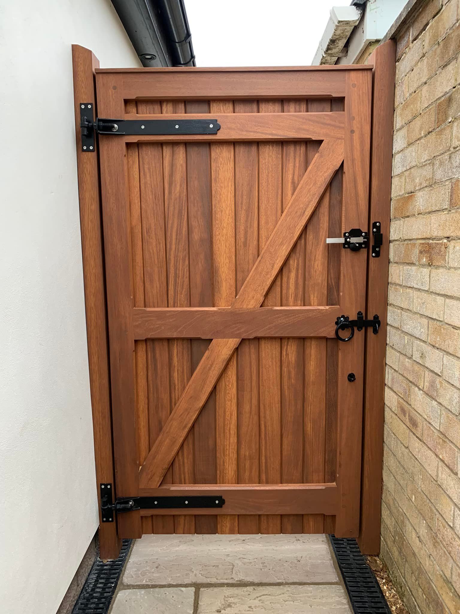 Pedestrian And Hand Gates Range 24
