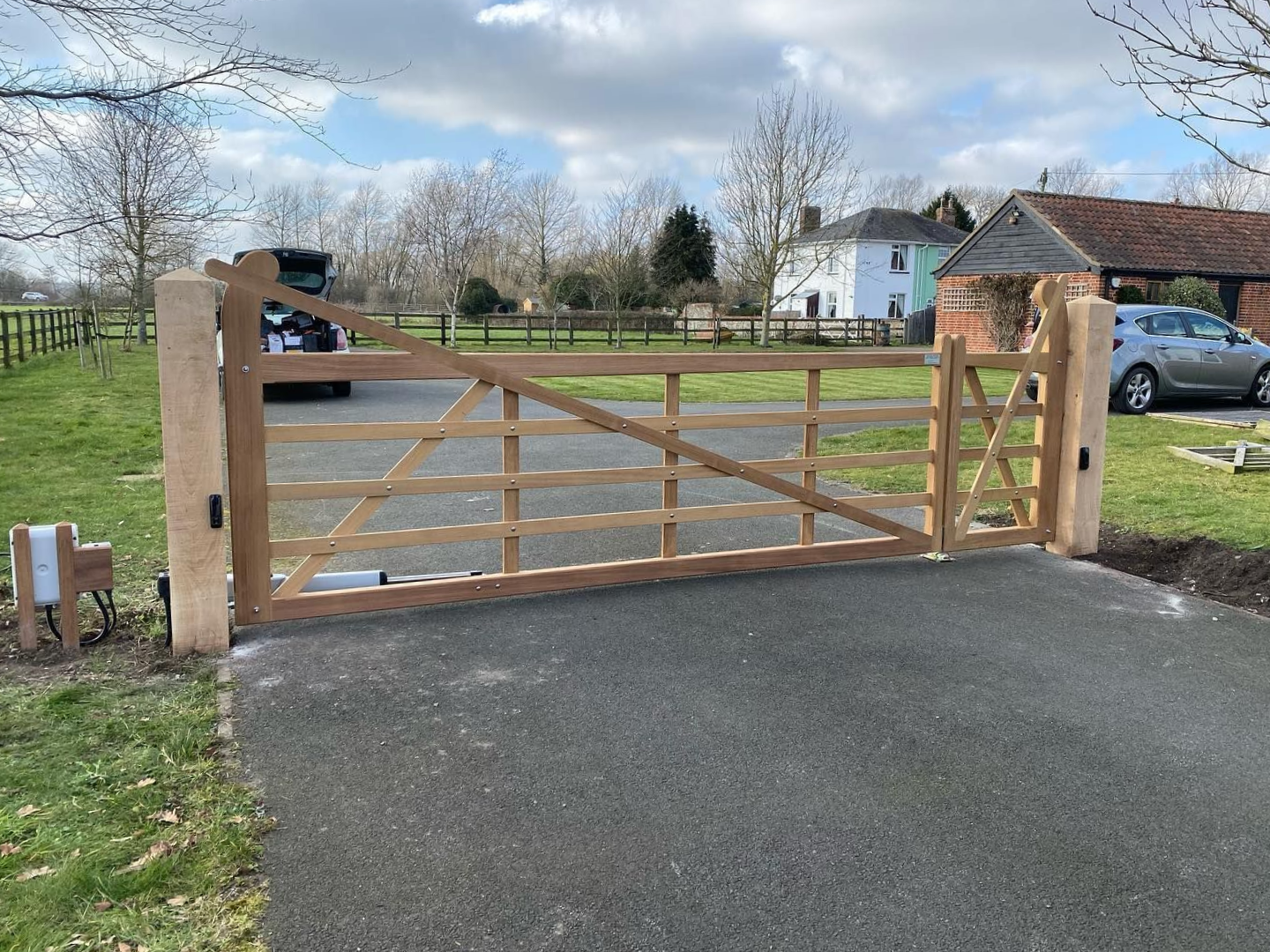 Raised Helve Gate Range 10