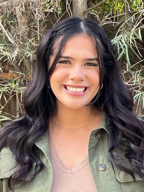 Gabbi Medina Headshot