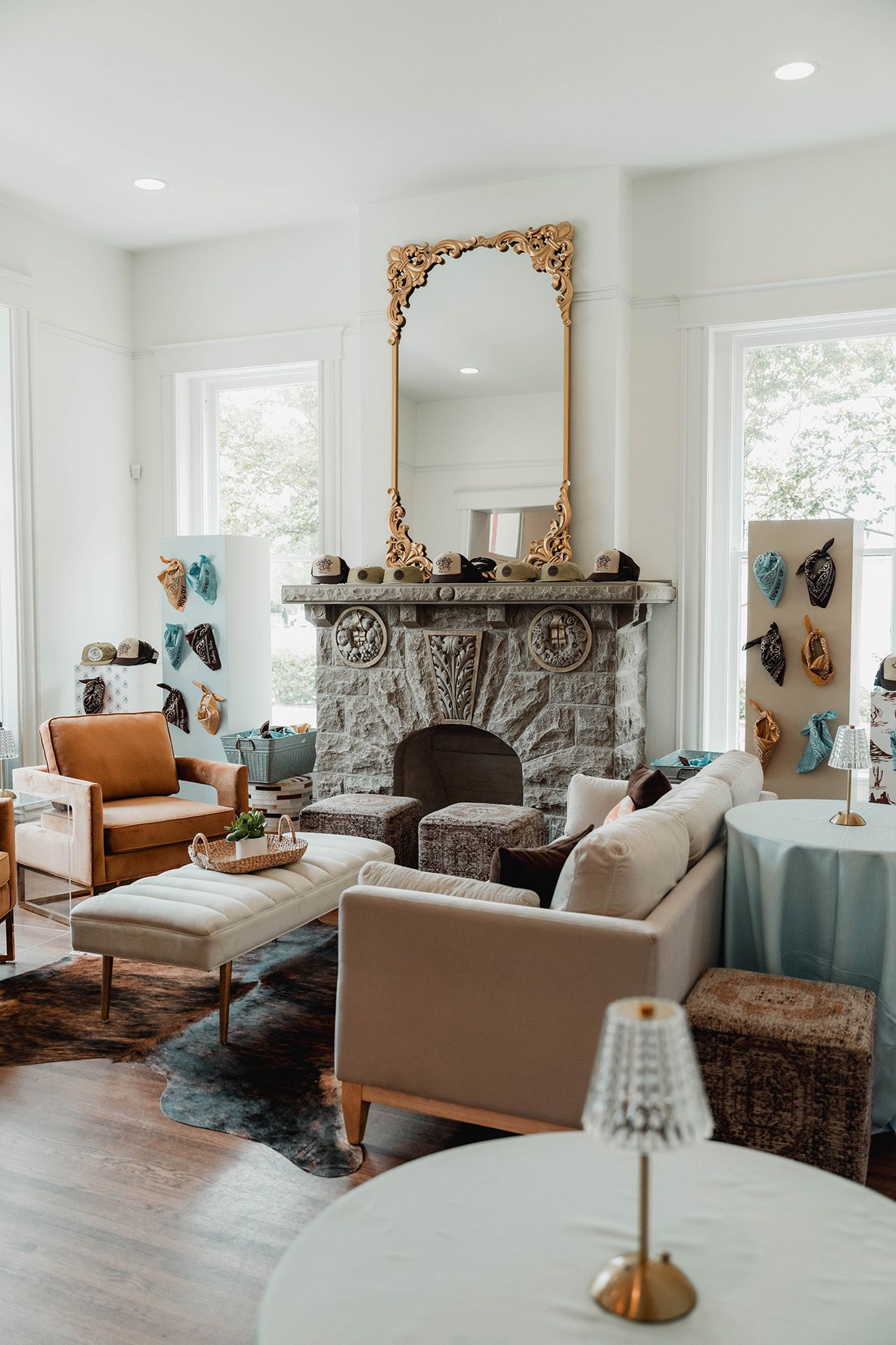 A living room filled with furniture and a fireplace.