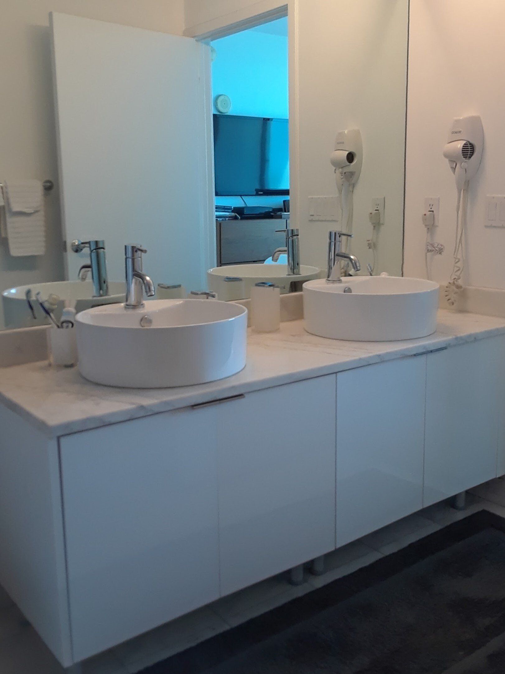 Modern Bathroom Miami Custom Vanity