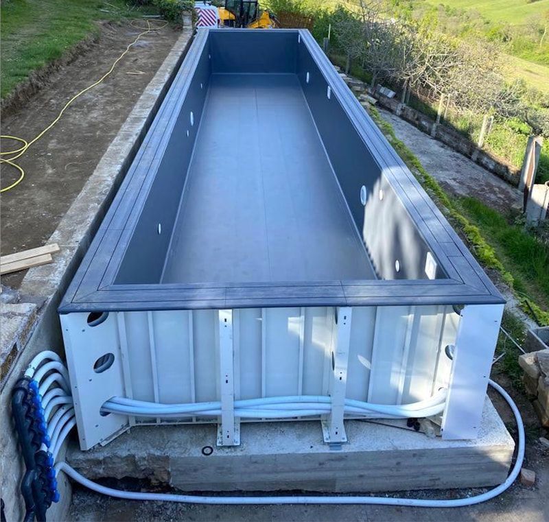 Piscine autoportanti fuori terra 2 - International Pietre