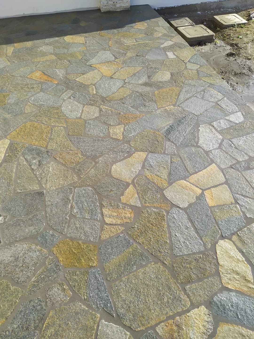 Lastre e Opus 14 - International Pietre