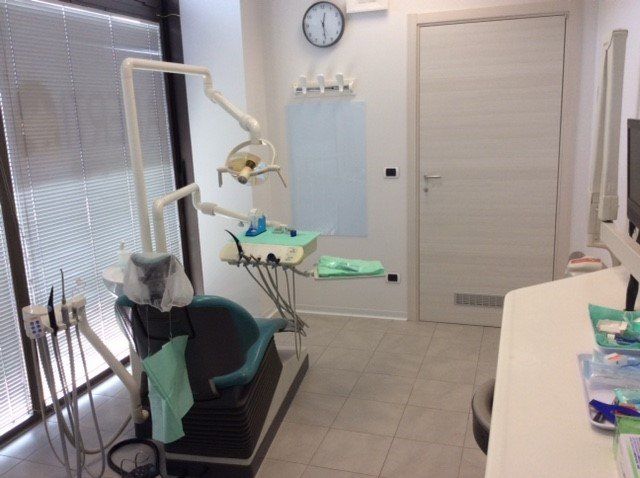 Poltrona per trattamenti dentali