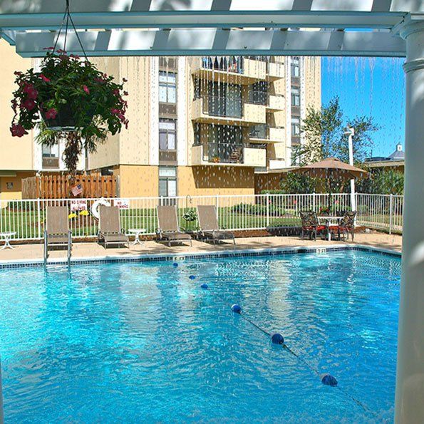 Royal Mace Apartments Chesapeake Bay, Richmond, Highland Springs, Norfolk, Virginia Managed