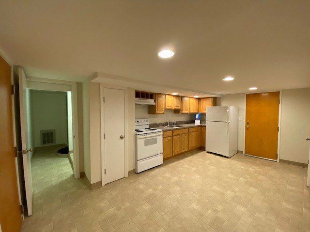 Apartment F kitchen — Vernon, CT — A1 Properties