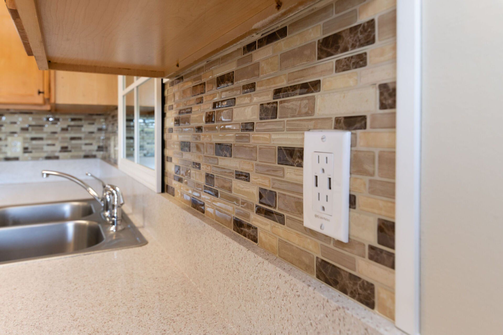 Fabulous kitchen with wall socket — Vernon, CT — A1 Properties