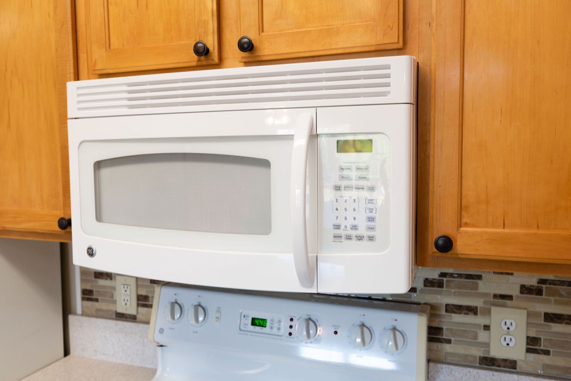 Microwave — Vernon, CT — A1 Properties