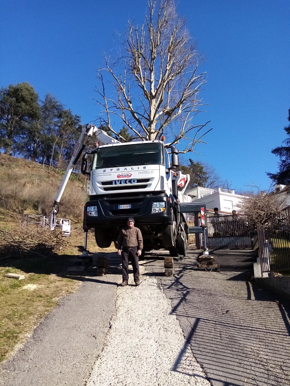 automezzo per lavori in quota