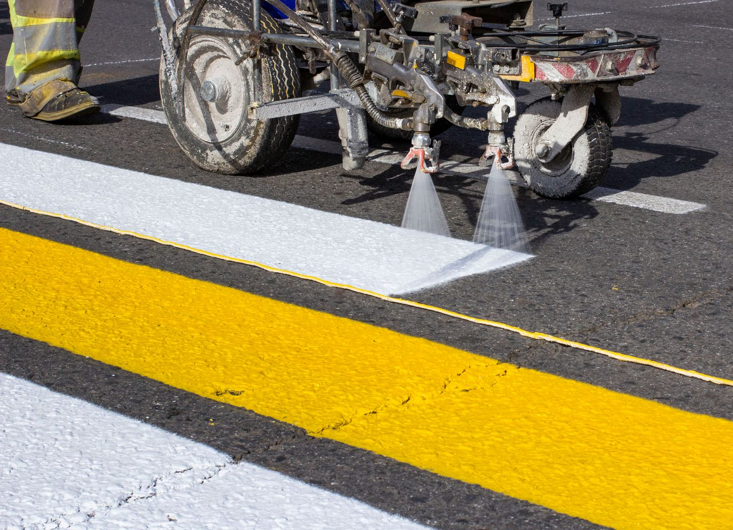 colori per strisce stradali