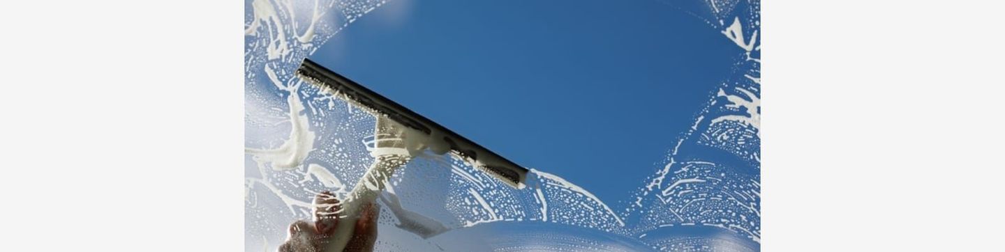 Reinheit & Sauberkeit GmbH
Glasreinigung- Fenster putzen - Fensterreinigung
Garbsen - Hannover - Region Hannover
