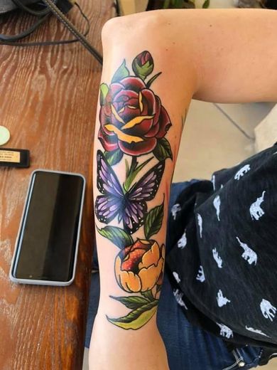 Tattoo Parlor | Aurora, CO | Lady Luck Tattoo