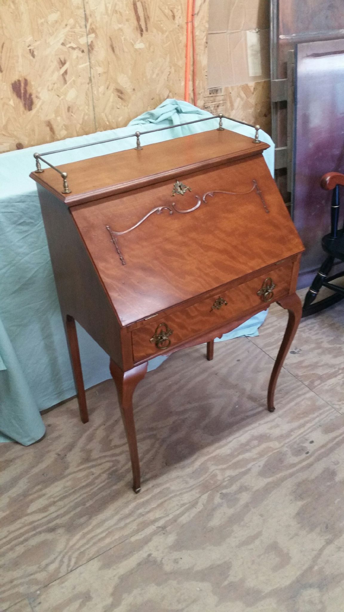 Wood Furniture Stripper