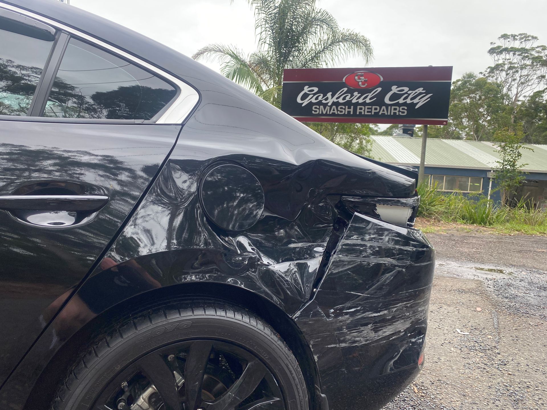 Black Car | Lisarow, NSW | Gosford City Smash Repairs