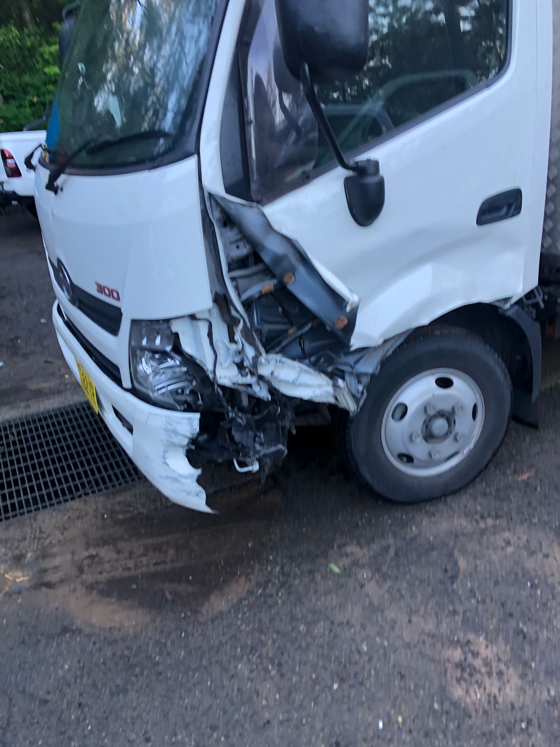 Picture Of Broken Truck | Lisarow, NSW | Gosford City Smash Repairs
