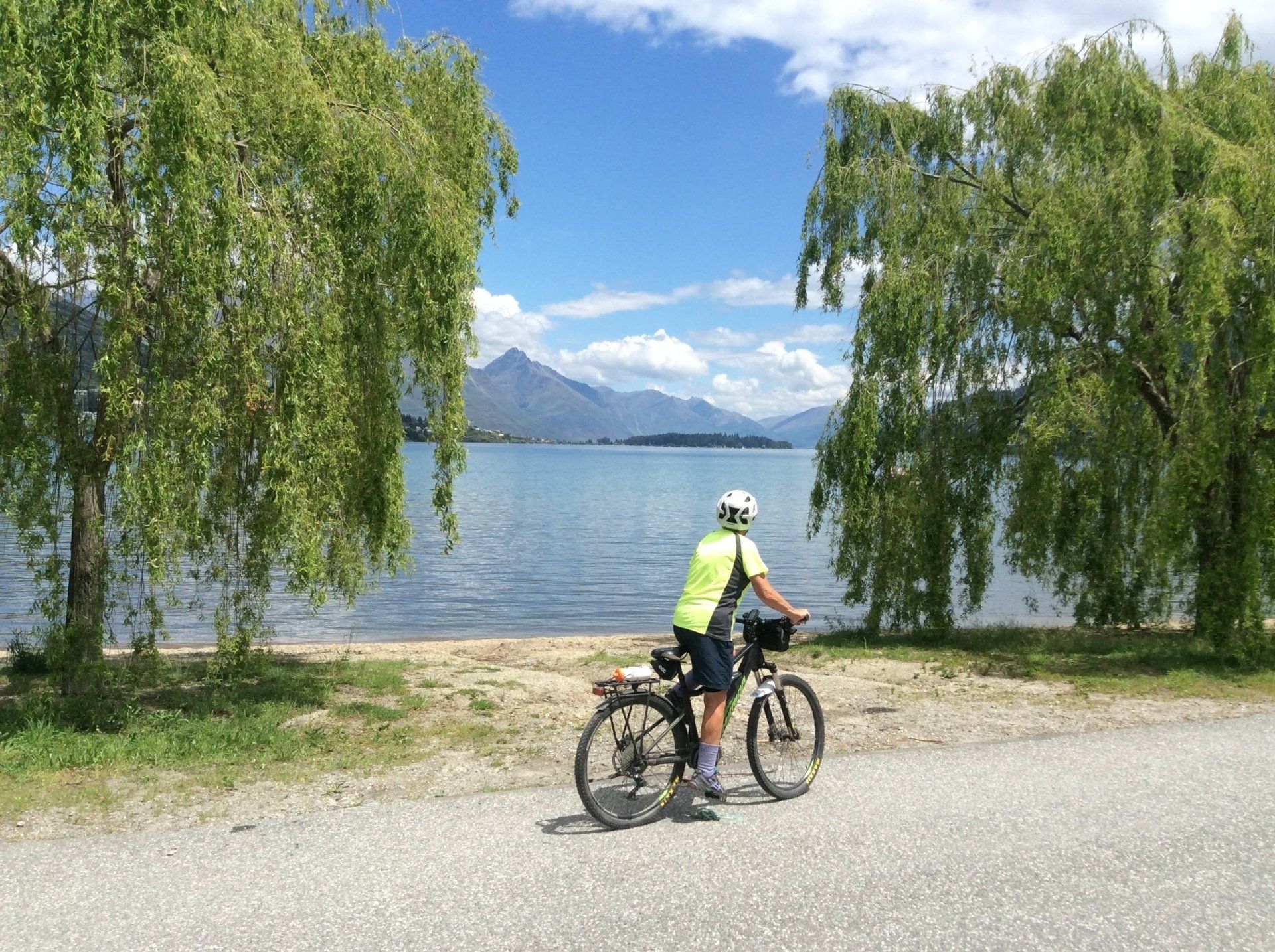 Wanaka cycle trail