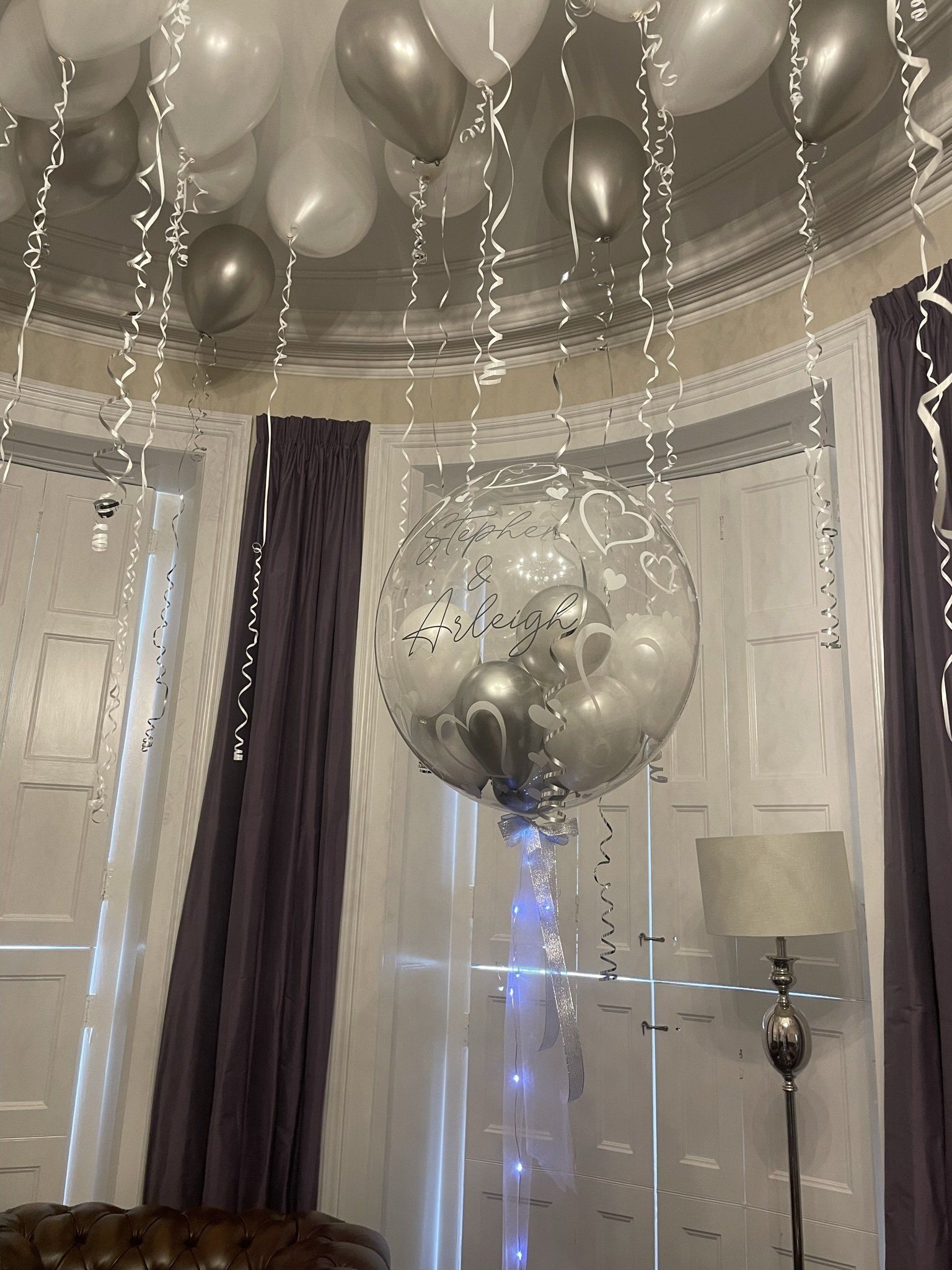 Personalised bubble and ceiling balloons