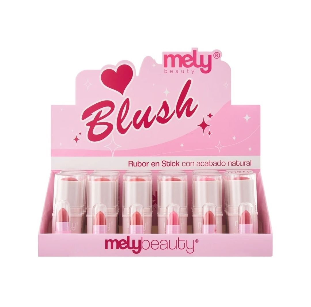 Barras de rubor rosa en un expositor con el logo “Mely Beauty”.